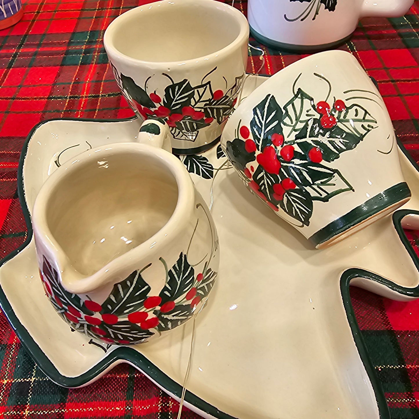 Christmas holly ceramic tray and cups