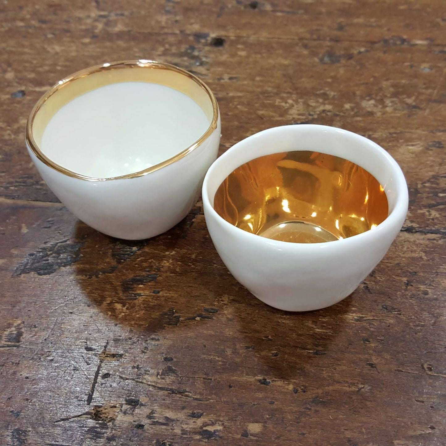 Porcelain and pure gold cups