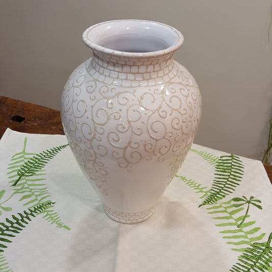 Vaso in ceramica decorazione ricamo