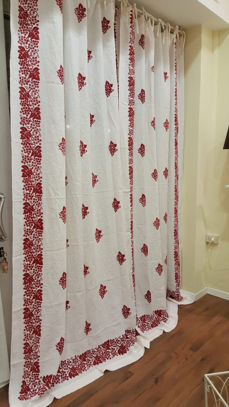 Crumpled linen printed curtains from Romagna