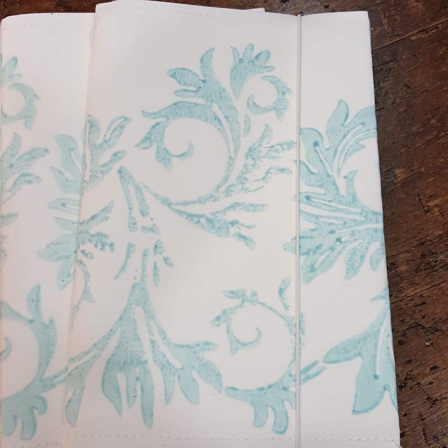 Acanthus collection washable cellulose recipe book