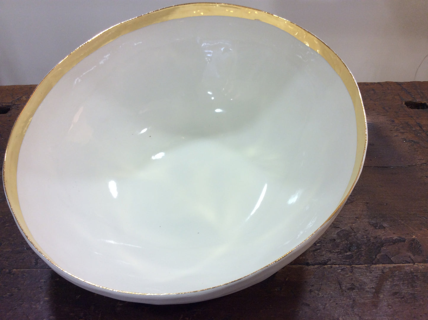 Bowl Centrotavola in porcellana con bordo in oro