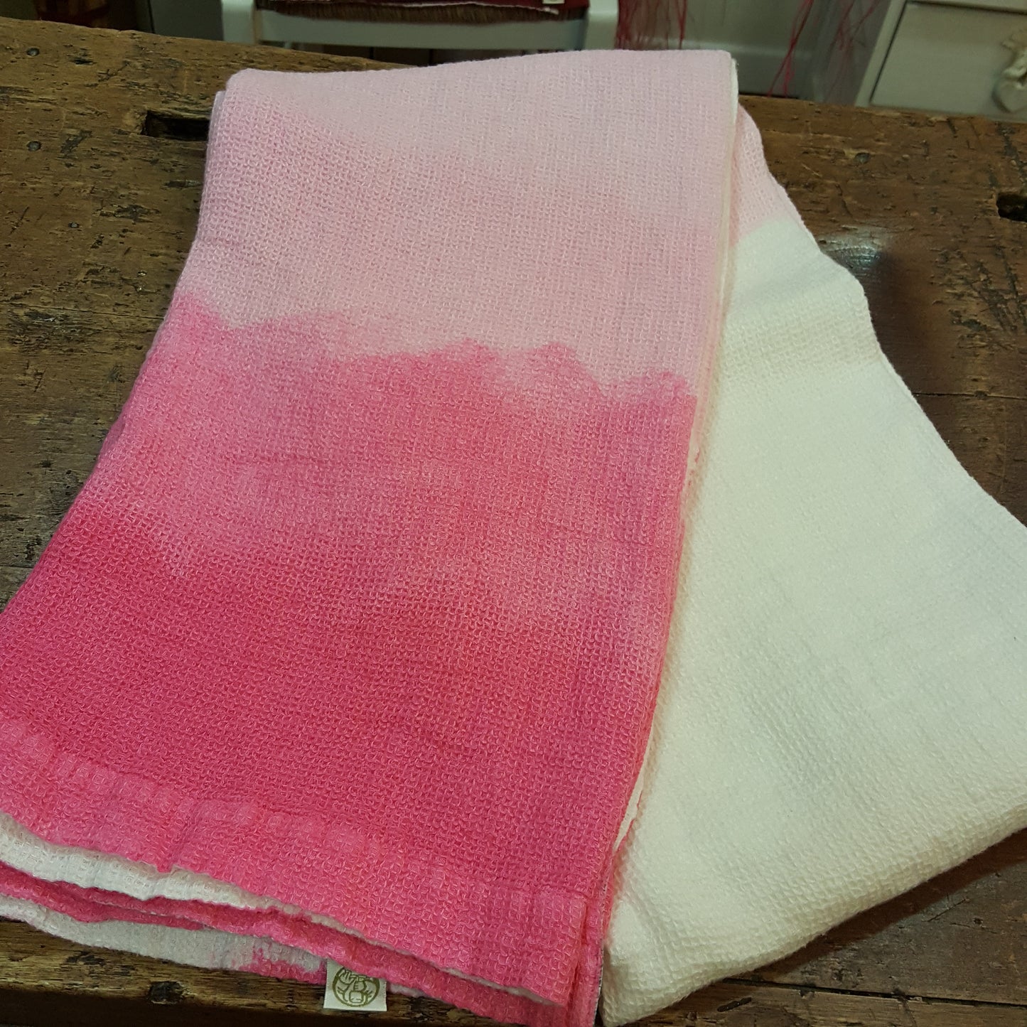 Sfumato honeycomb linen bath or beach towel