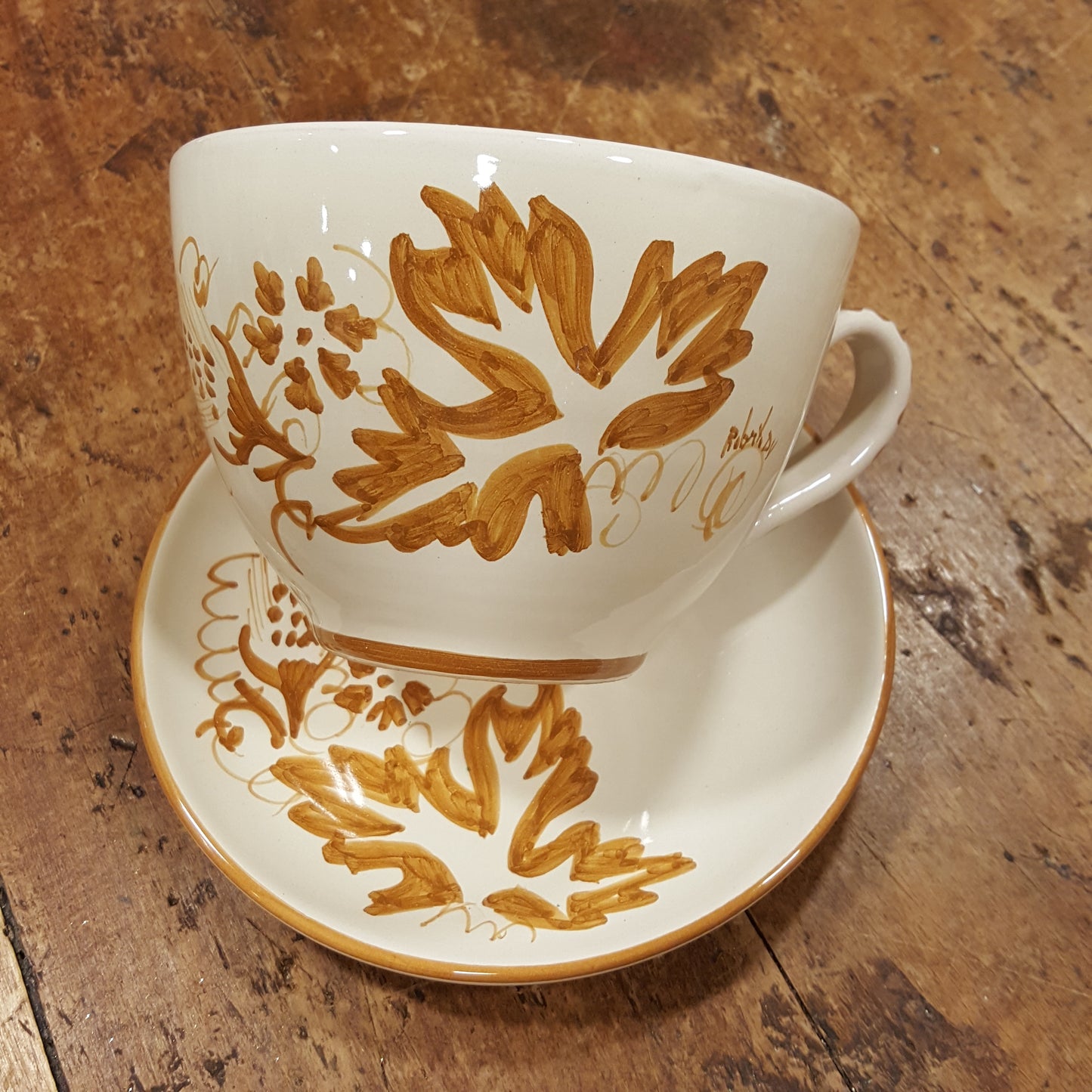 Ceramic breakfast cup with handle