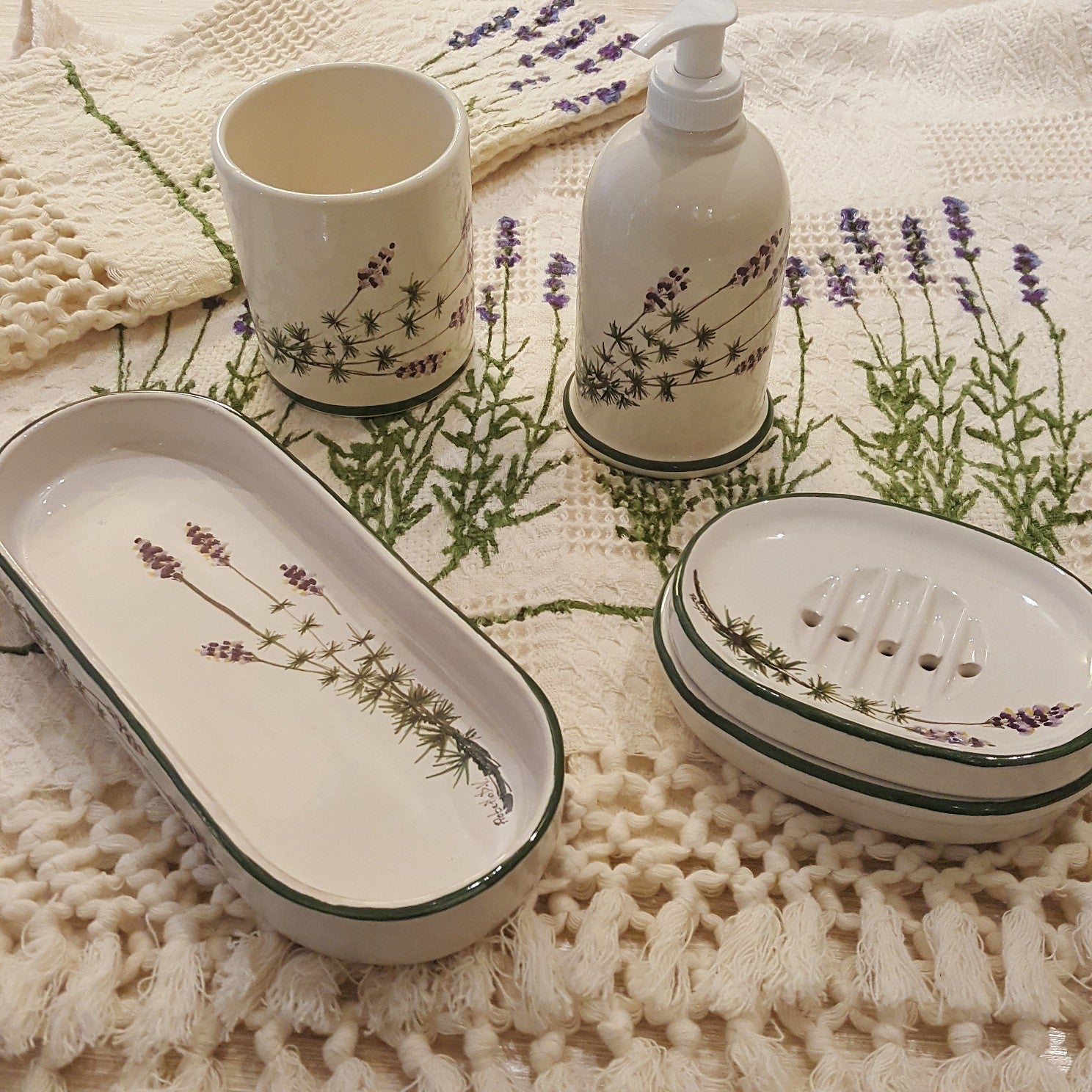 Accessori Bagno in Ceramica decorati a mano – Stampe Romagnole