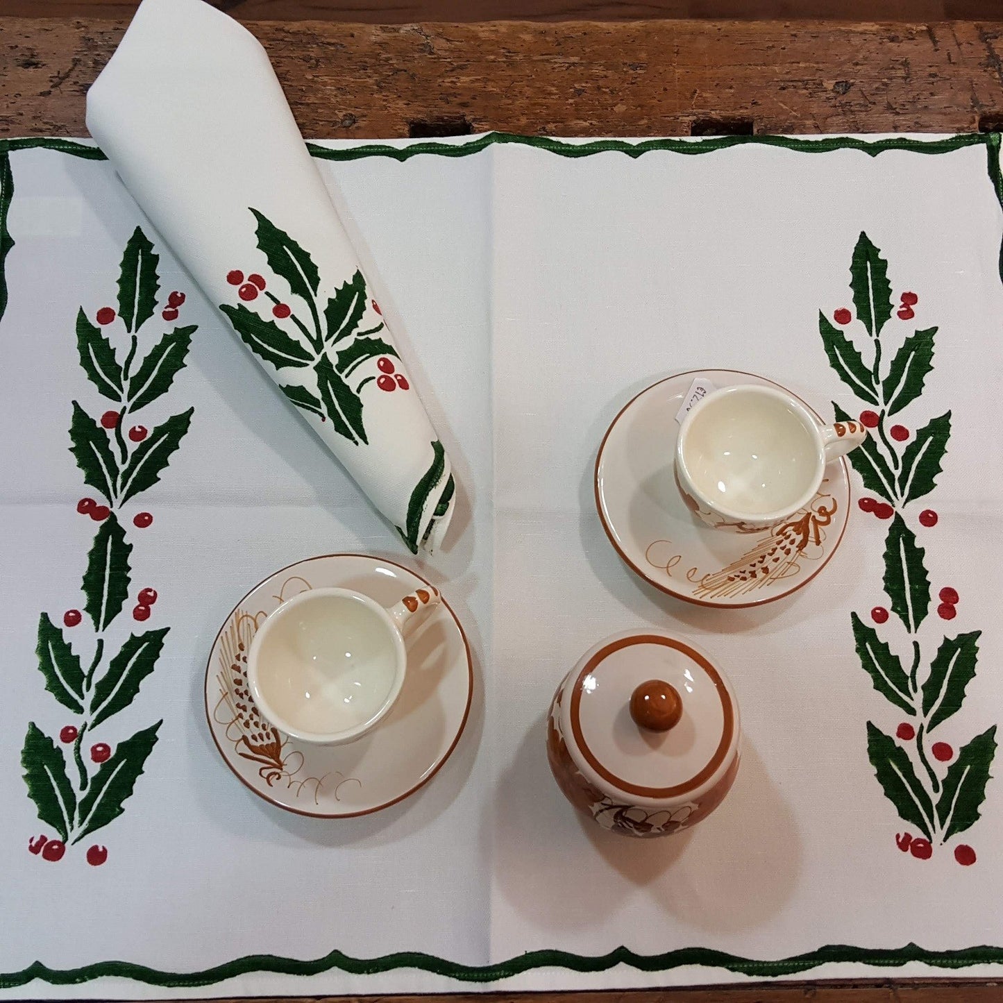 Placemat Holly, Pine Cones or Bows and Hearts