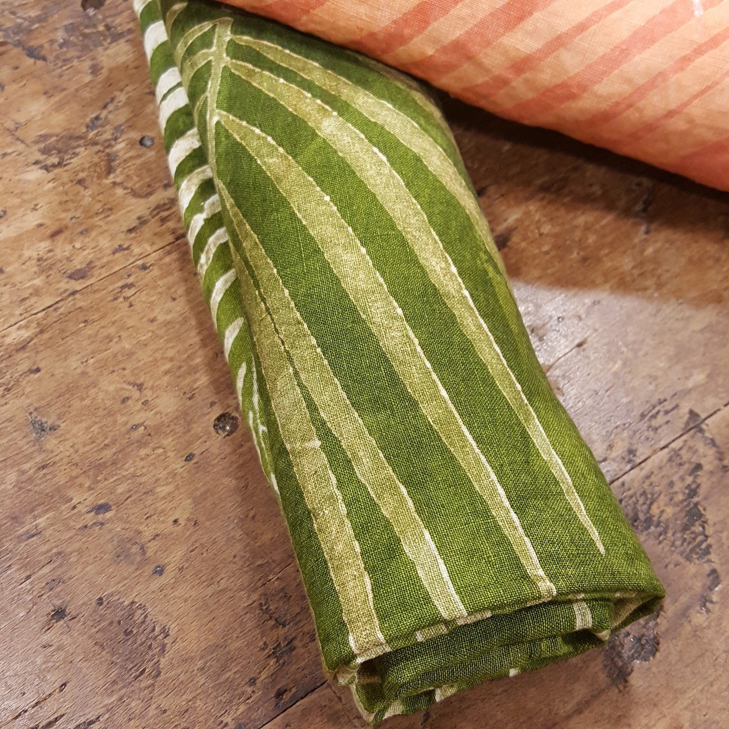 Runner in crumpled pure linen Palma Riserva Collection