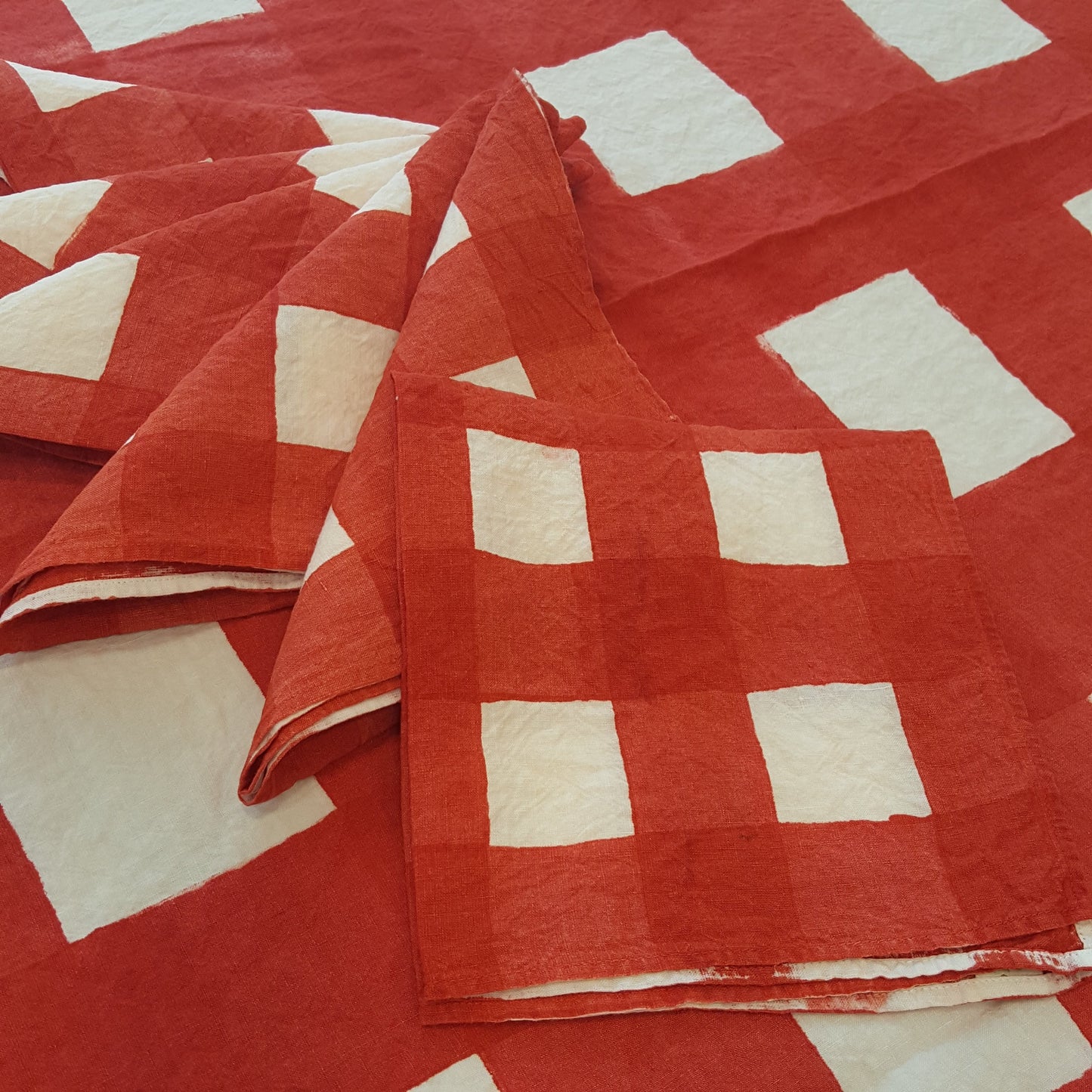 100% Checked Linen Napkins