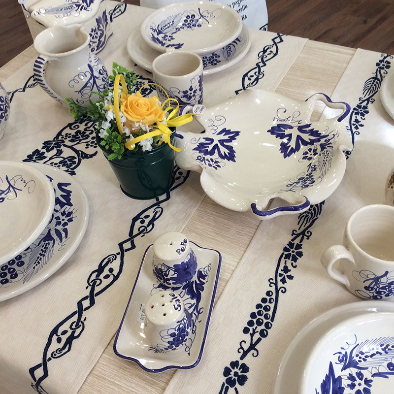 Ceramic table service with Romagna prints