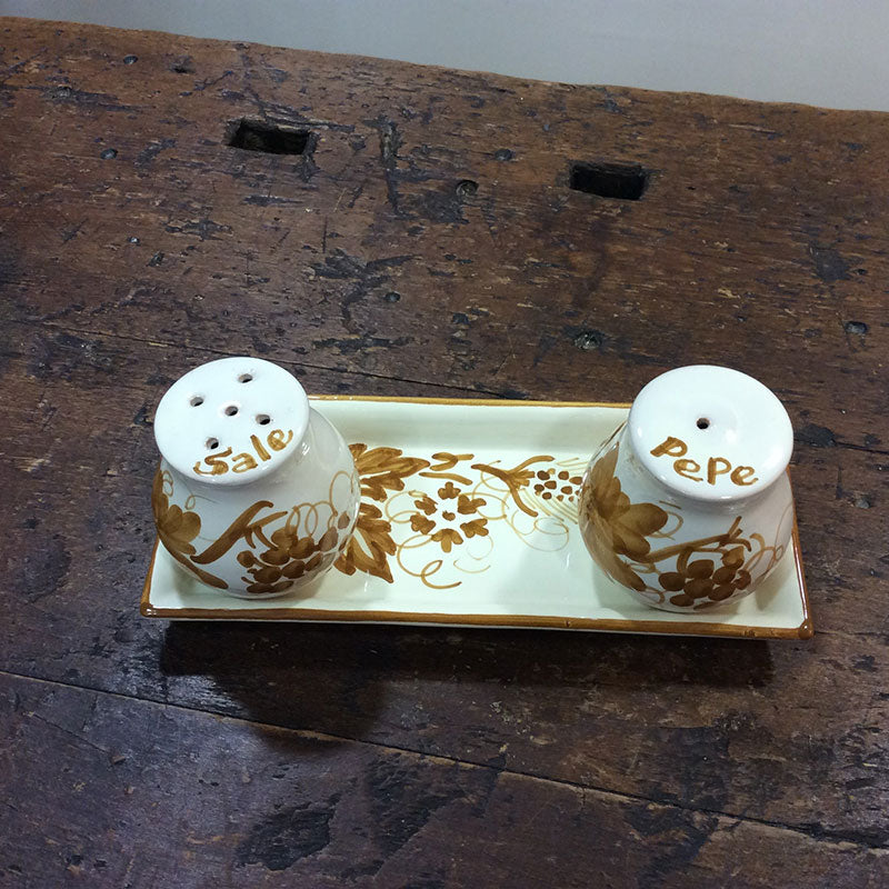 Sale e pepe in ceramica