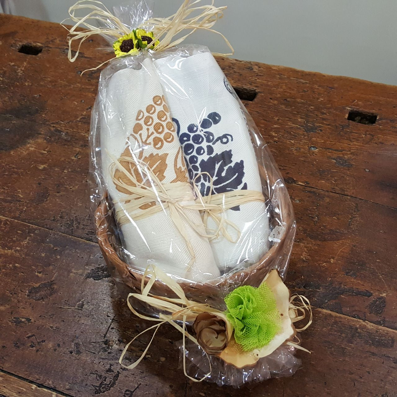 Basket gift box with tea towels