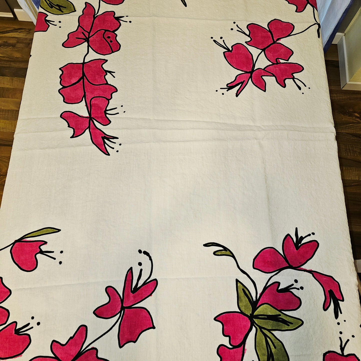 Tovaglia in puro lino Collezione Bouganville