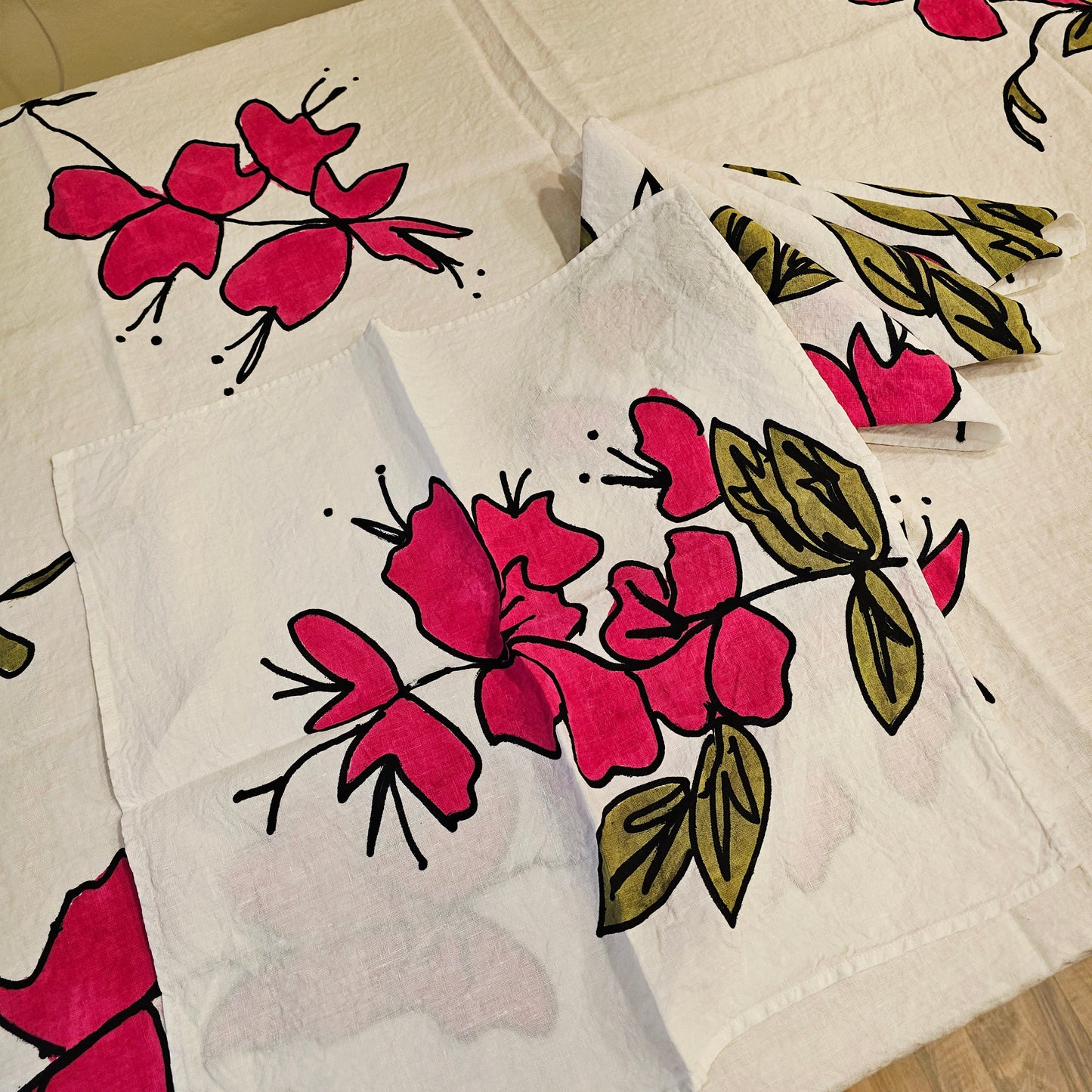 Tovaglia in puro lino Collezione Bouganville