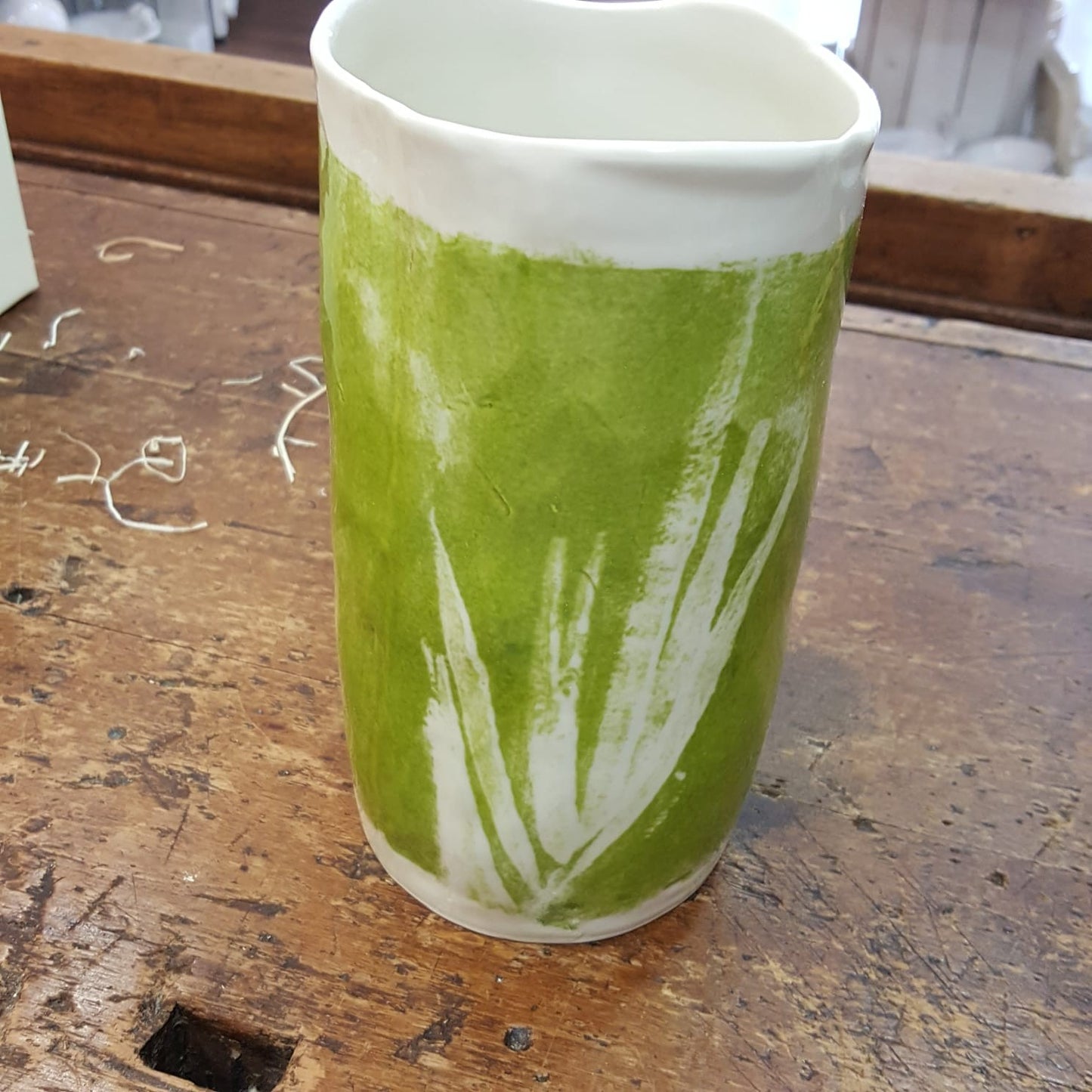 Palma collection porcelain vase