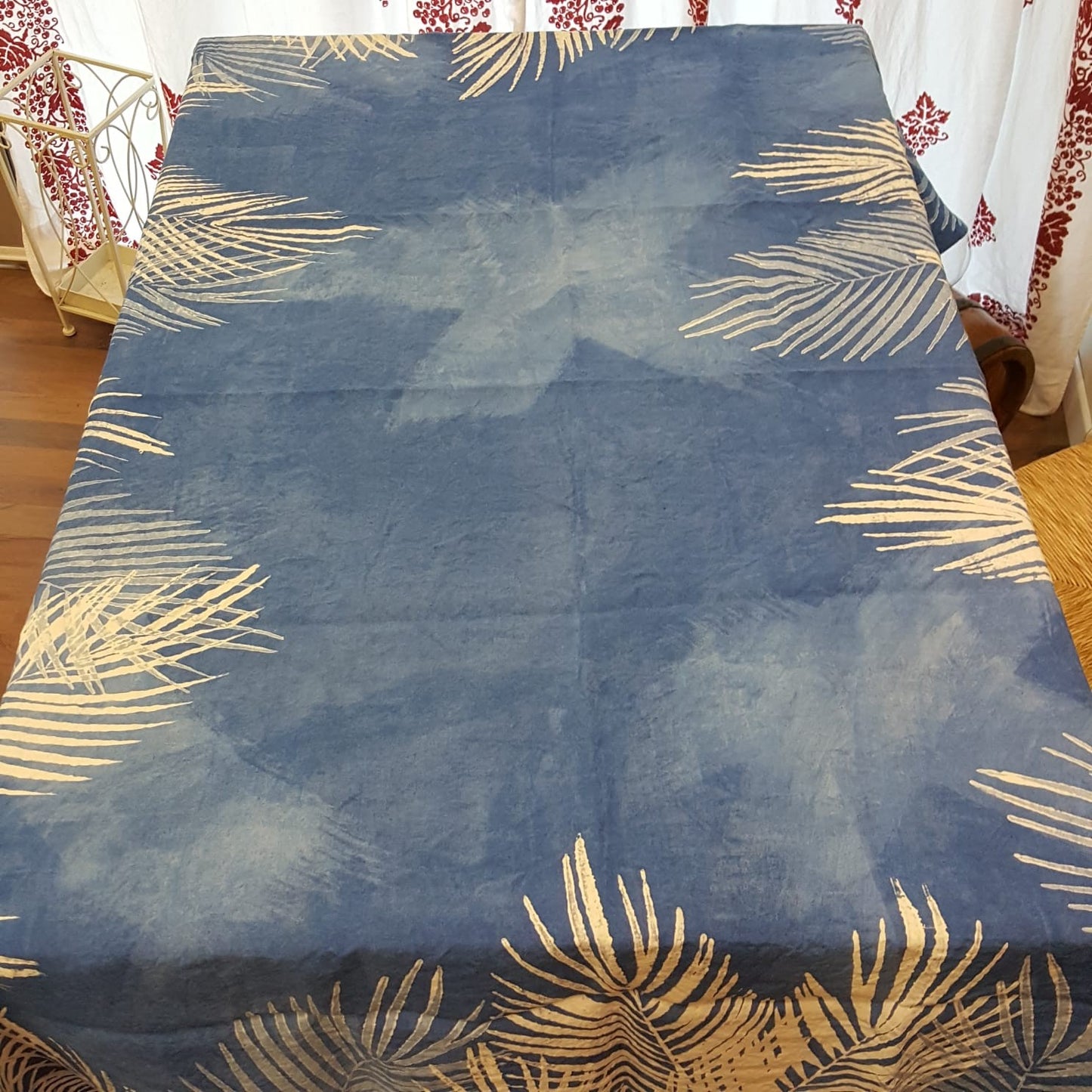 Blue Palma crumpled linen tablecloth