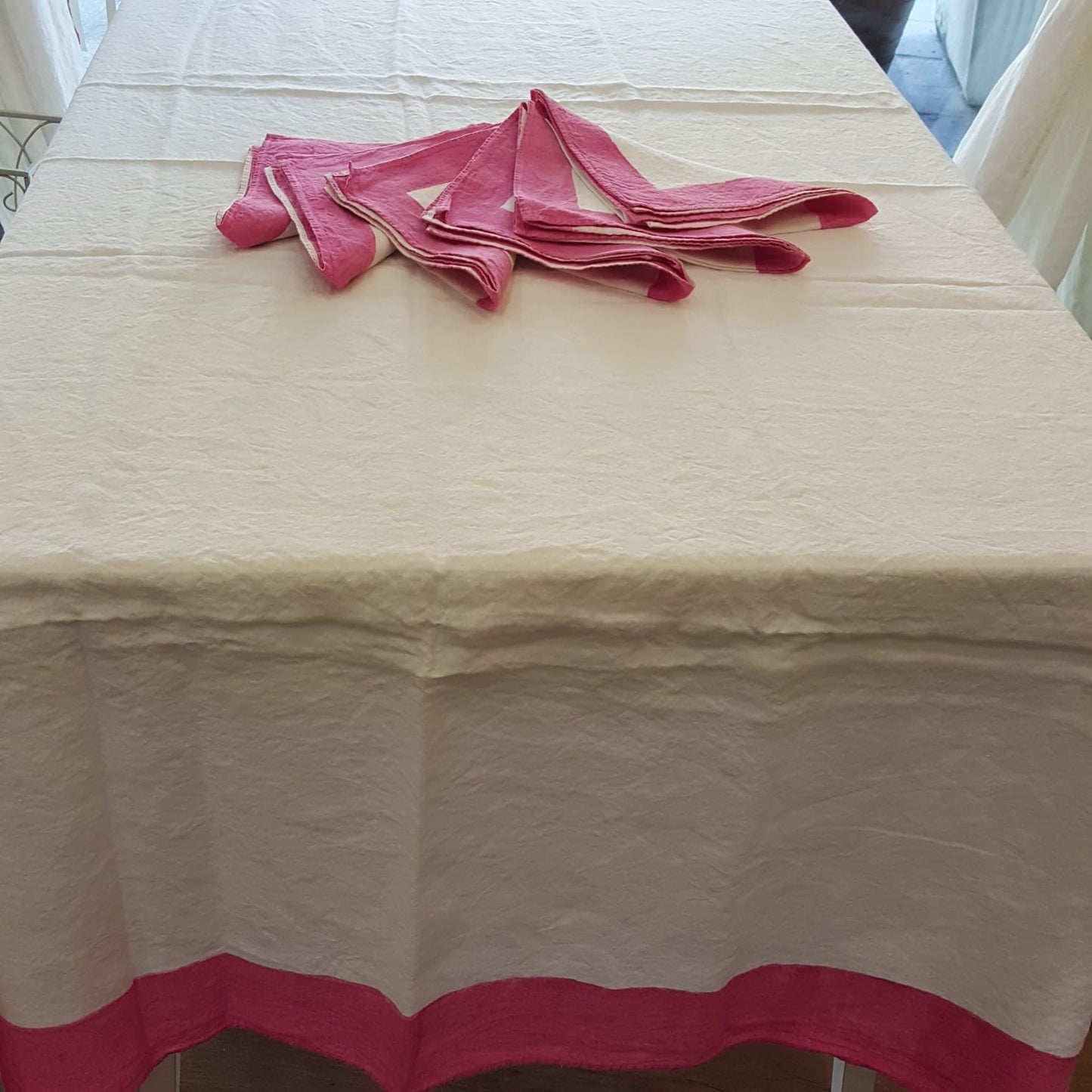 Natural linen tablecloth with painted border in Fuchsia colour