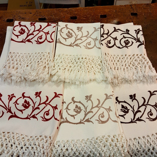 Pair of cotton towels by Bertozzi Collection Bocciolo