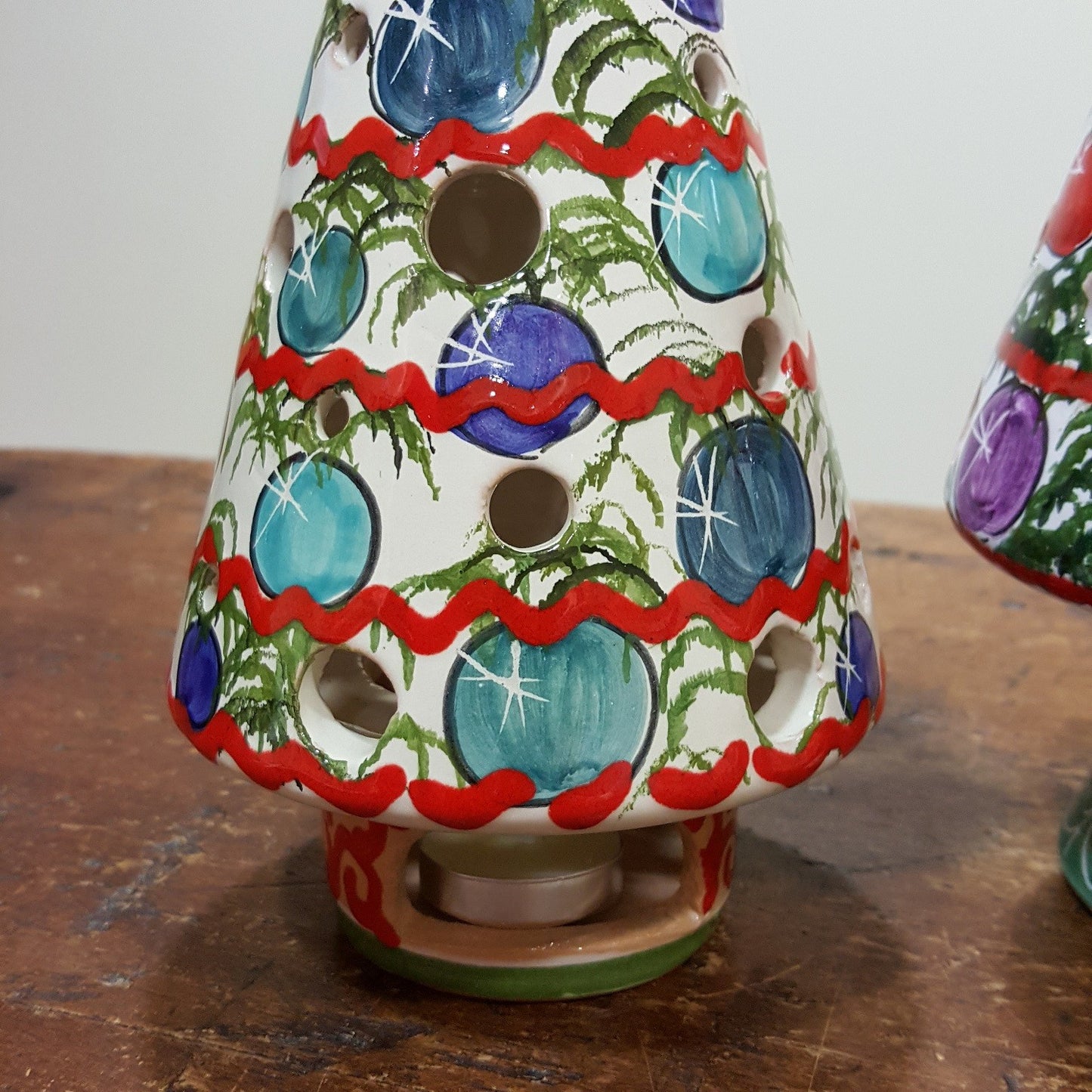 Albero Natale in ceramica multicolore