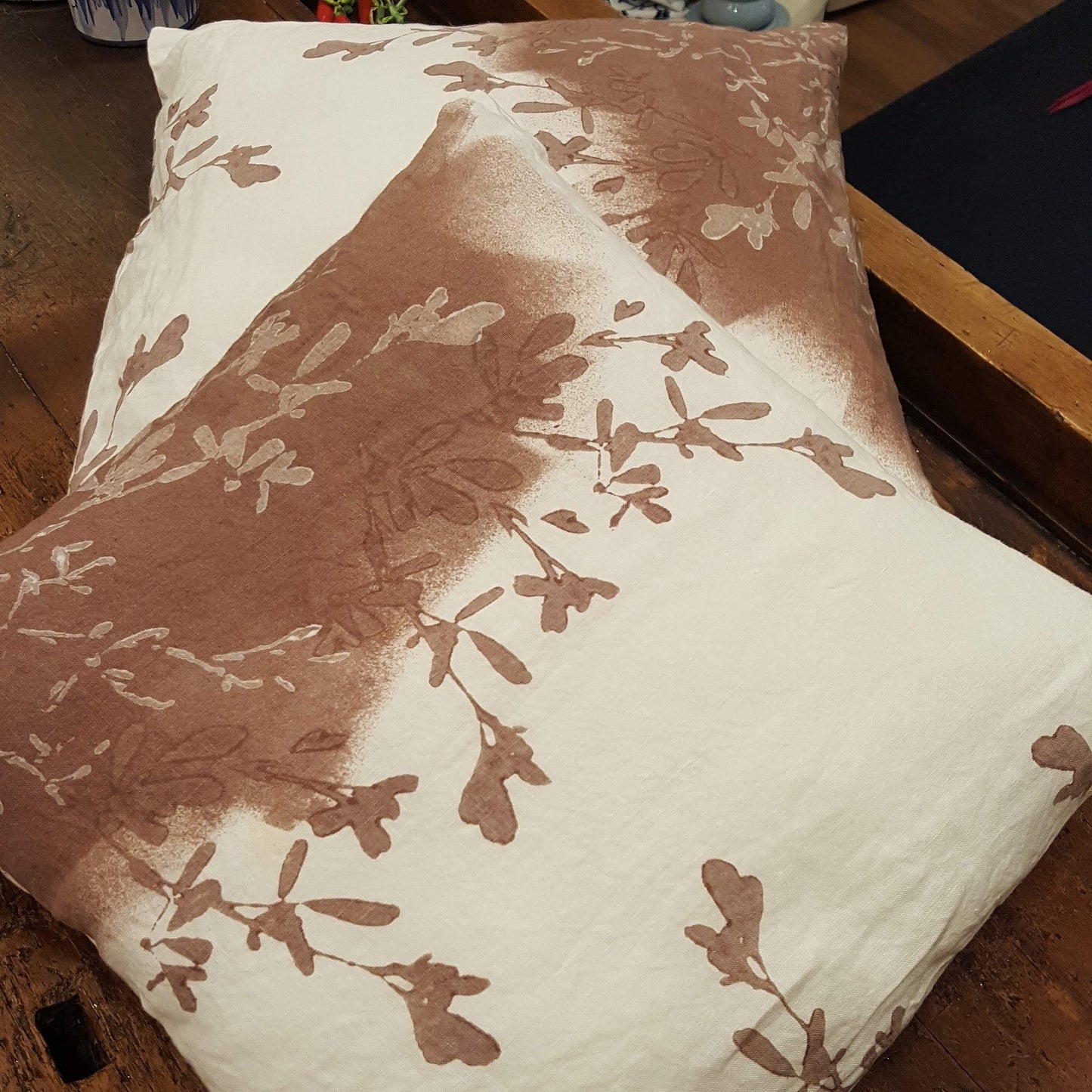 Clover print crumpled linen cushion cover/pillowcase