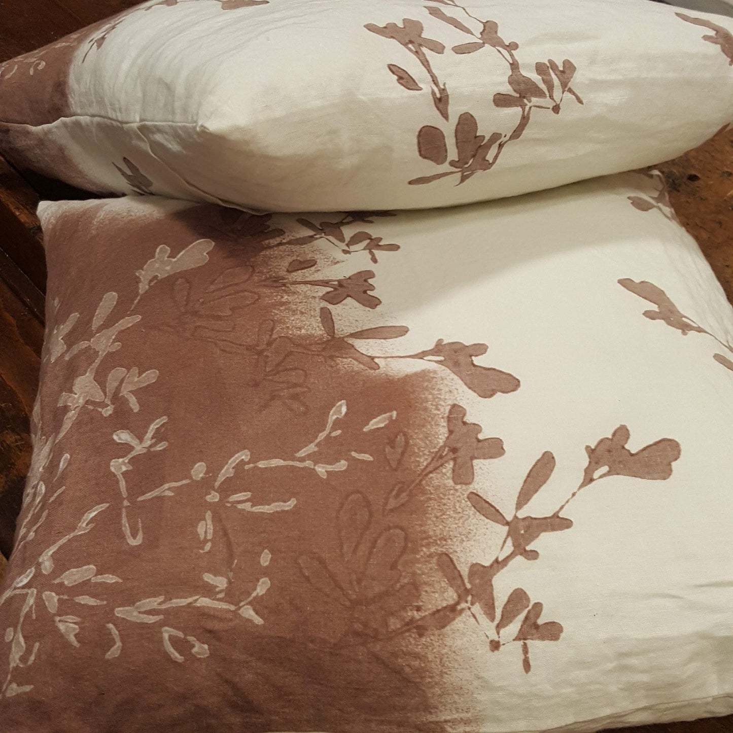 Clover print crumpled linen cushion cover/pillowcase