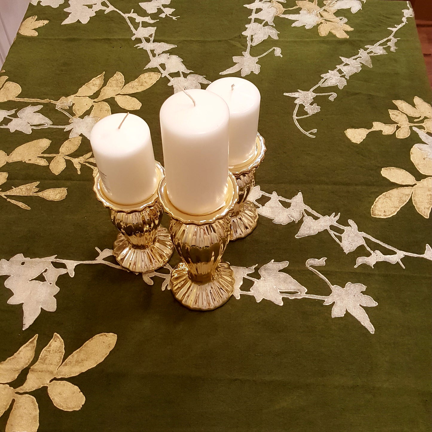 Green Garden Collection Linen Tablecloth
