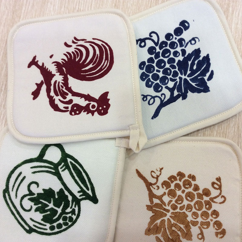 Square pot holders with Romagna prints
