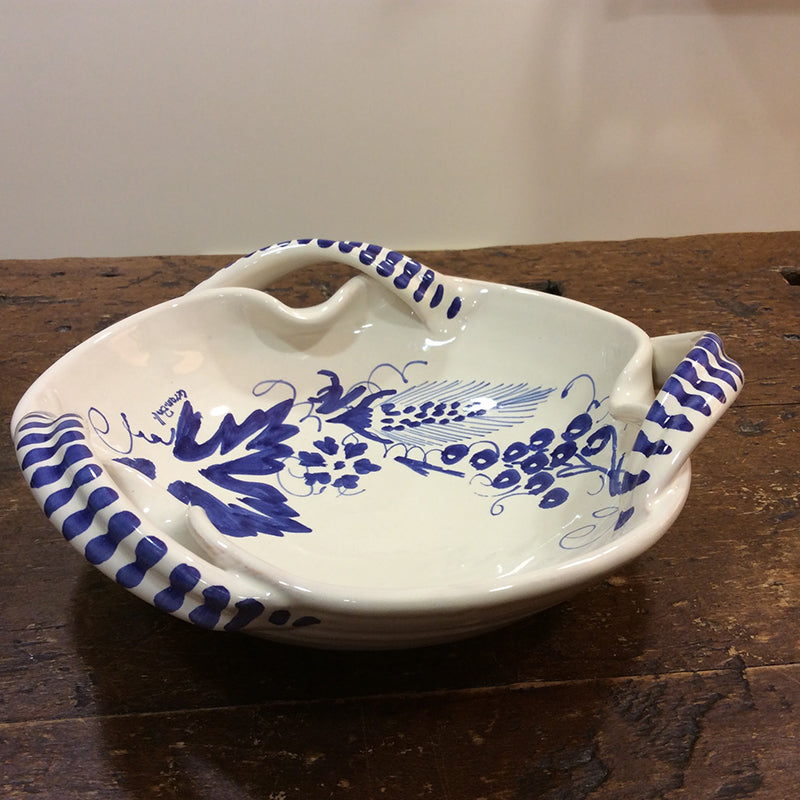 Ceramic fruit bowl with handles