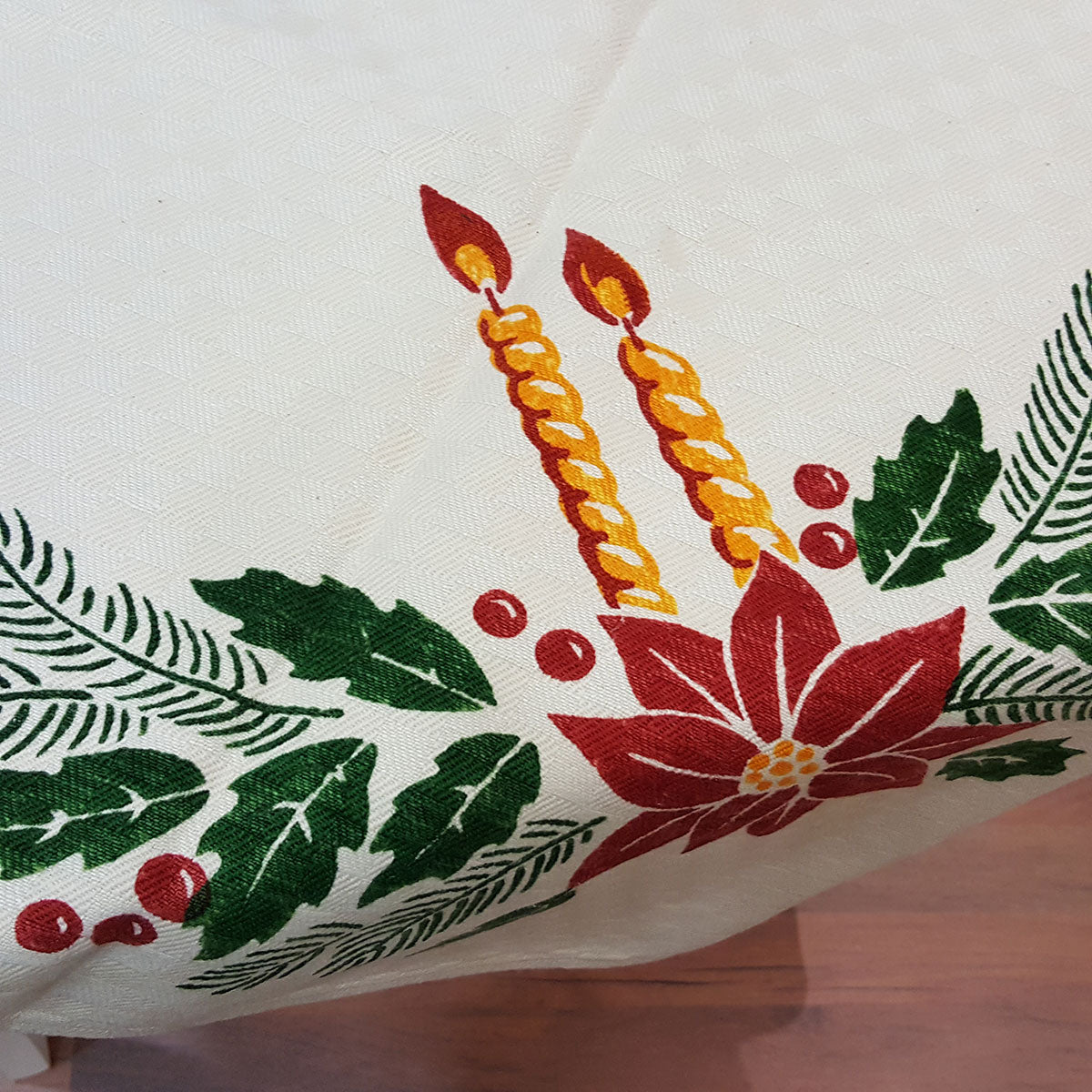 Table cover in Christmas linen blend Candele Collection