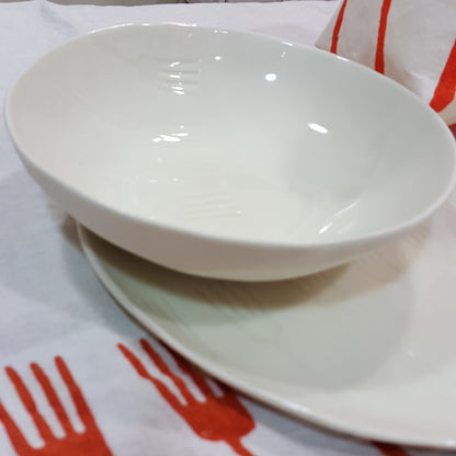 Porcelain plates. Bertozzi forks decoration