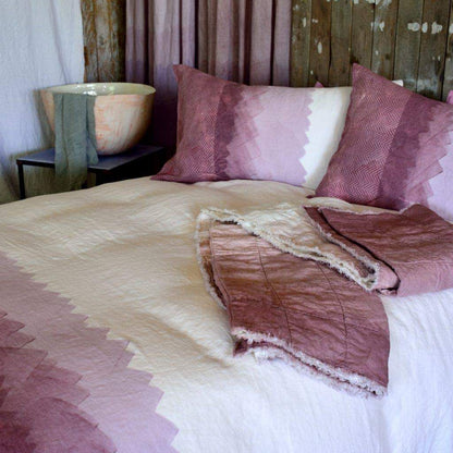 Gradient duvet cover in natural linen with pillowcases